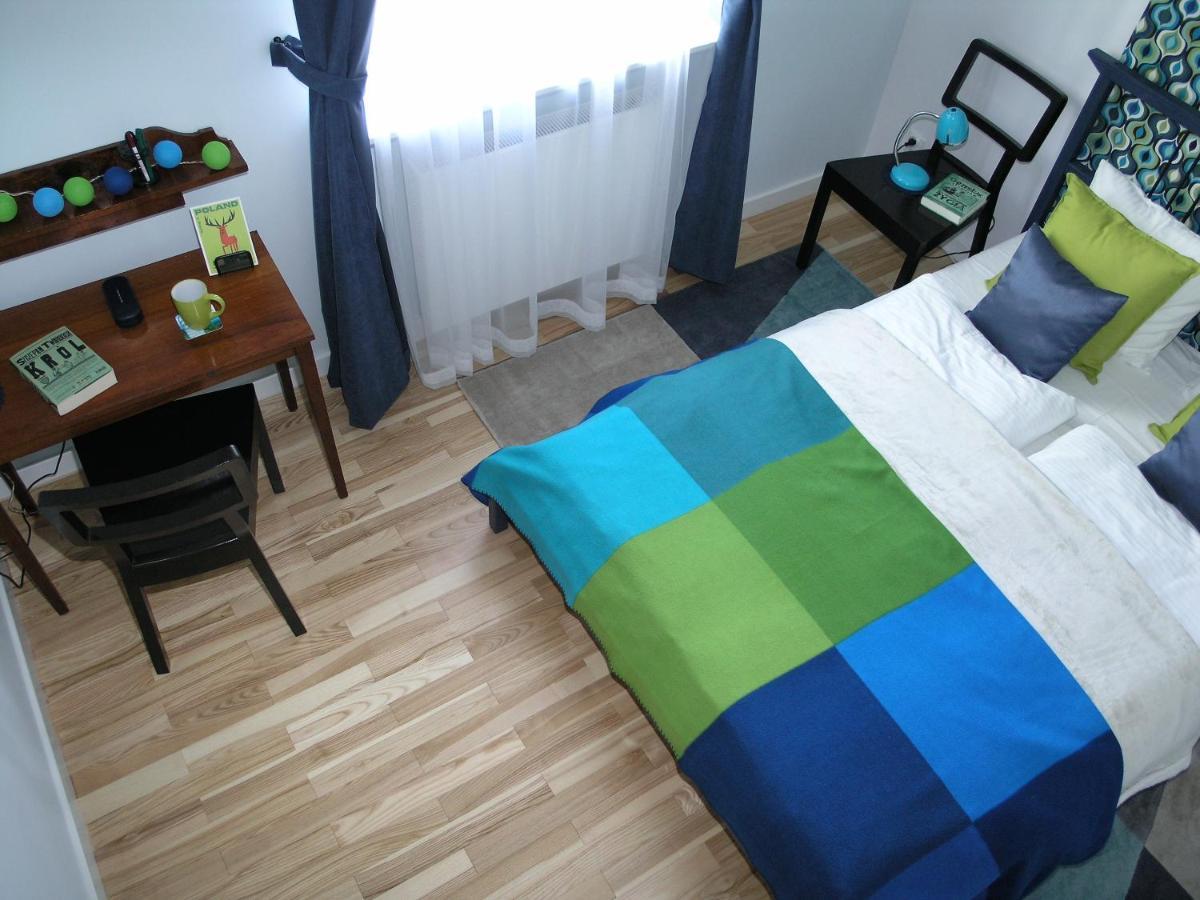 Apartament Metro Kowienska Varsovia Exterior foto